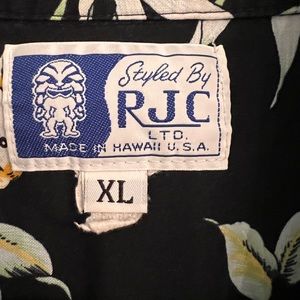 RJC Hawaiian button up, men’s XL.